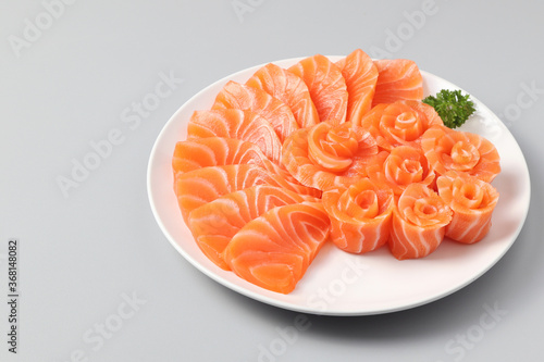 salmon sashimi flower