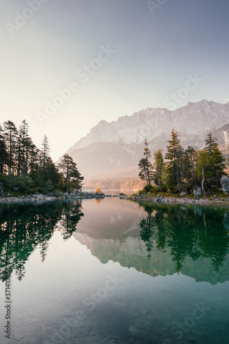 Eibsee an der Zugspitze in Bayern