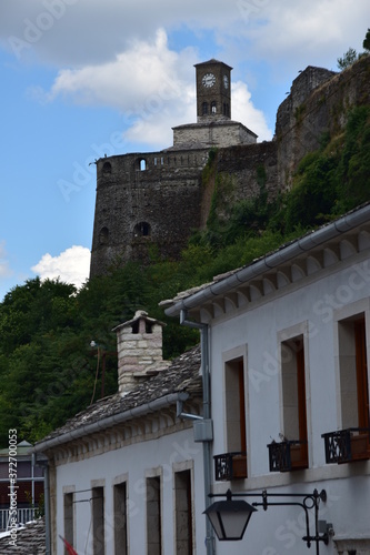 Gjirokastra Albania miasto 1000 srebrnych dachów