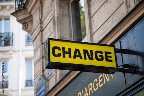 Panneau de change d'argent