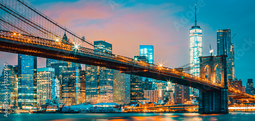 View of Brooklyn bridge by night