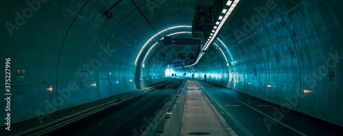 in the "tunnel de la croix rouse"