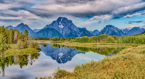 view of jackson lake n grand teton national park wyoming