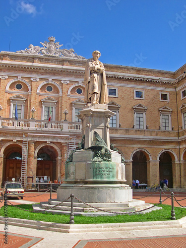 Italy, Marche, Recanati, monumental statue of Leopardi in the town square.