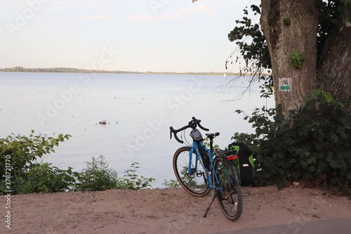 Jezioro Śniardwy, Mazury, turystyka rowerowa gravelem