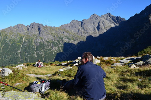 Hiking - odpoczynek z widokiem na Rysy, Tatry, Polska