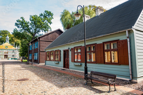 Łódź miasto skansen drewniane domy