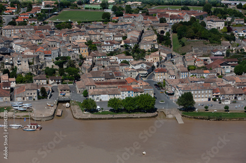 bourg sur gironde