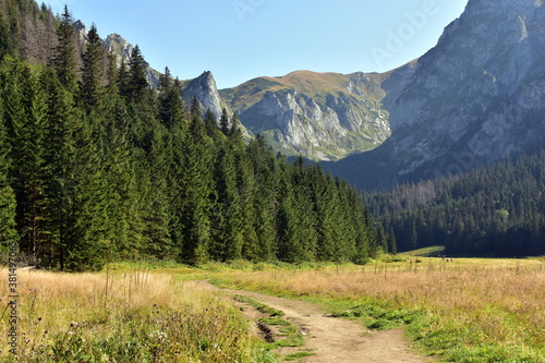 Kopa Kondracka i Wyżnia Kondracka Przełęcz, Tatry Zachodnie jesiennie