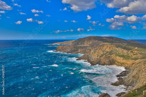 Steilküste mit Wellengang, La Revellata, Balagne Region Korsika, Frankreich