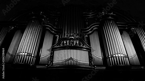 Orgel Kirche Glauben Gott evangelisch katholisch Gesang Kraft durch Glauben Weihnachten Ostern Pfingsten Trauung Beerdigung Gottesdienst 