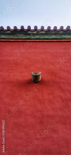 red wall in forbidden city