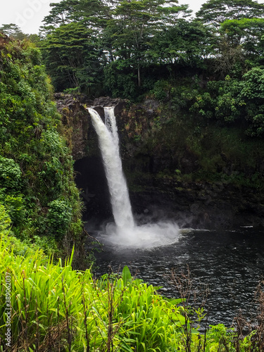 photo of a waterfall in hawaii