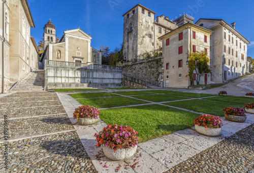 piazza maggiore Feltre