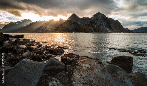 Lofoty, archipelag na Morzu Norweskim u wybrzeży Norwegii 