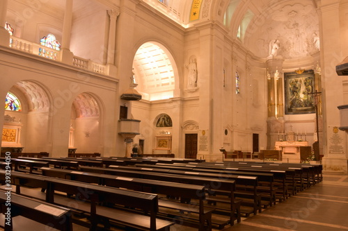 Sanktuarium Matki Bożej Fatimskiej w Portugalii. Ośrodek pielgrzymkowy w miejscu objawień Matki Bożej