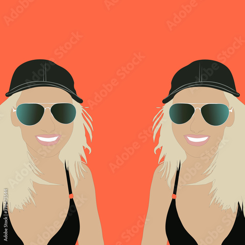 Ilustracja młoda uśmiechnięta kobieta blondynka w ciemnych okularach stroju kąpielowym i czapeczce na pomarańczowym tle