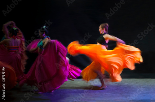dancer dance woman colour movement