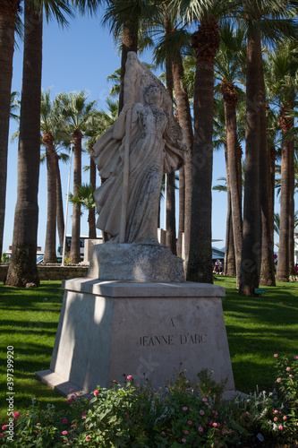 Cannes, pomnik Joanna d Arc, Francja,09.2015