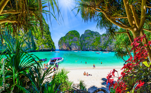 Zadziwiająca majowie plaża na Phi Phi wyspach, Tajlandia