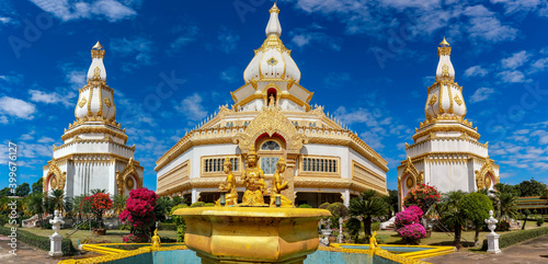 Phra Maha Chedi Chai Mongkhon, Roi Et.Phra, located at Wat Pha Namthip Thep Prasit Vararam, Roi Et Province,THAILAND.