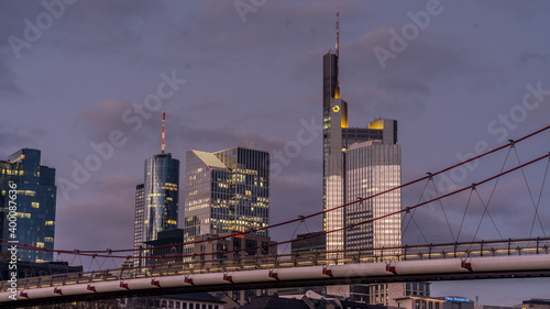 Frankfurt Skyline am Abend 2020 