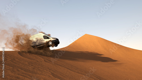 Lieferwagen springt über Düne in Wüste bei Lieferung