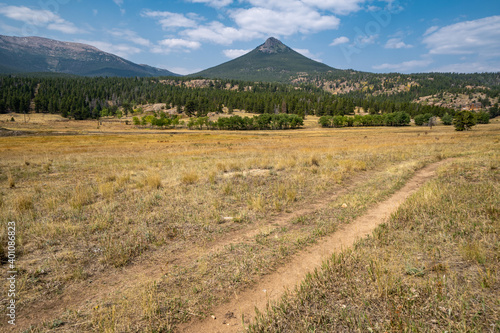 Longs Peak viewpoint in Rocky Mountain National Park, Colorado