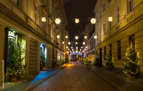 miasto nocą Bydgoszcz Polska 