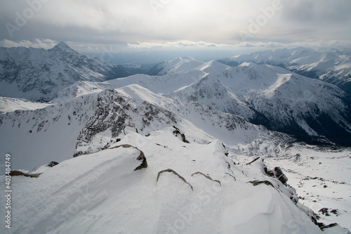 Tatry zimowe wejście na przełęcz Zawrat