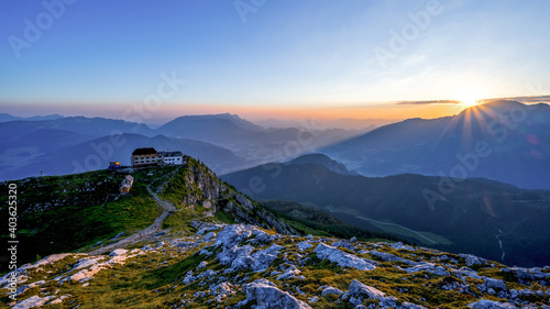 Sunrise at Watzmannhaus