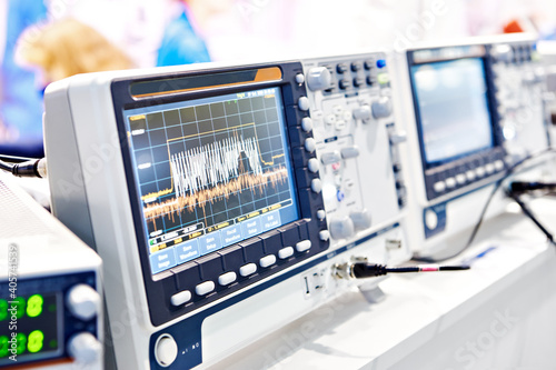 Digital storage oscilloscope