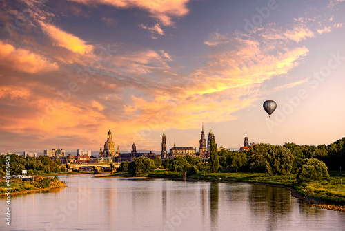 Dresden Silhouette mit Ballon