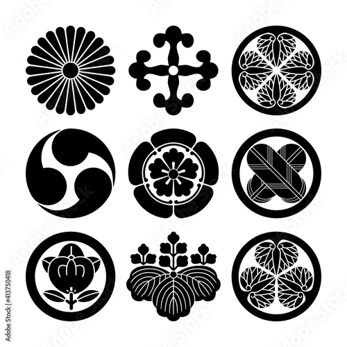 Japanese Kamon Emblems Grid Pattern