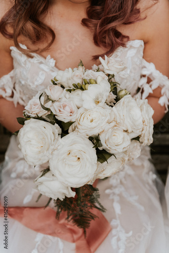 Boho bridal bouquet.