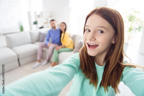 Photo of young attractive cheerful girl happy positive smile make selfie with mom dad family weekend home