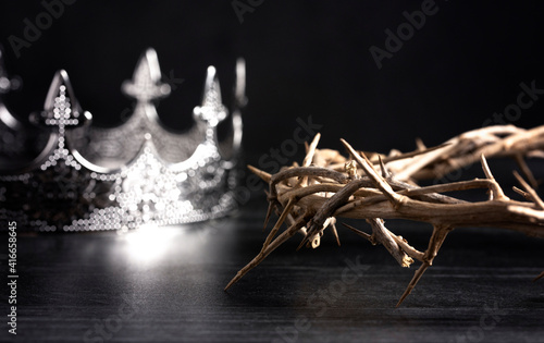 Kings Crown and the Crown of Thorns