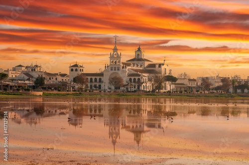 Ermita de la Virgen del Rocío en las marismas del coto de Doñana, Huelva