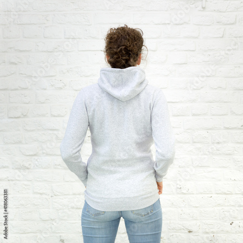 Blanko Kapuzenweater grau-meliert - Rückseite - Hoodie - Vorlage auf weißem Grund für Online-Shop