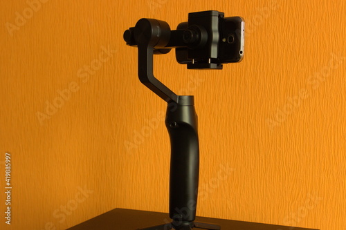 Handheld 3-axis gimbal with a smartphone