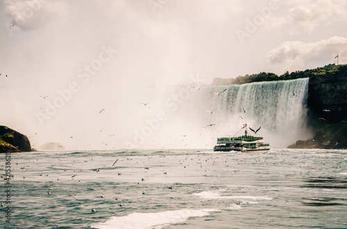 Niagara, statek, wodospad