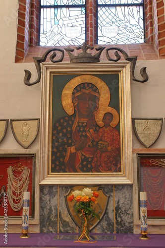 Olsztyn. Katedra św. Jakuba. Matka Boska Jasnogórska. Obraz. 