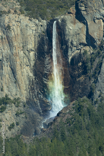 Yosemite Valley, Bridal Veil Falls, rainbow