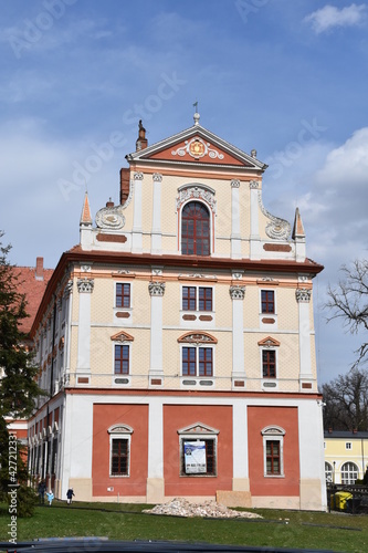 Zespół klasztorny opactwa cysterskiego w Henrykowie. Miejsce powstania Księgi Henrykowskiej w której zapisano pierwsze zdanie w języku polskim