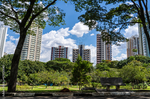 paisagem do parque Ceret em São Paulo 