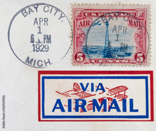 luftpost airmail briefmarke stamp gestempelt used frankiert cancel vintage retro alt old usa amerika america bay city michigan 1929 flugzeug plane rot red blau blue white weiss 5 april 1