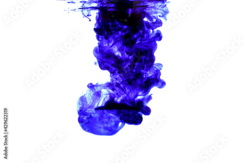 The entry of blue color into the liquid. Visible surface from below and color movement