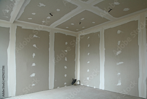Rénovation d'une pièce avec des plaques de plâtre