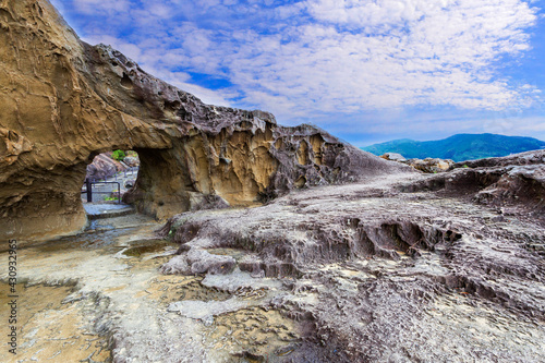 The Onigajo Rocks were believed to be the dwellings of demons, that's located in Kumano, Mie prefecture, Japan. 