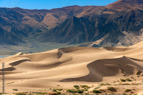 Sand dunes - Tibetan Plateau - Tibet